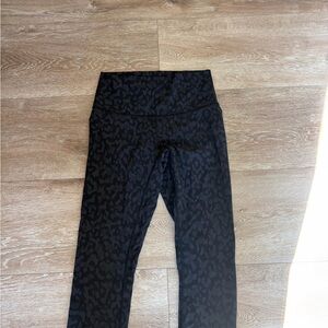 Lululemon Capris Leggings size 6
